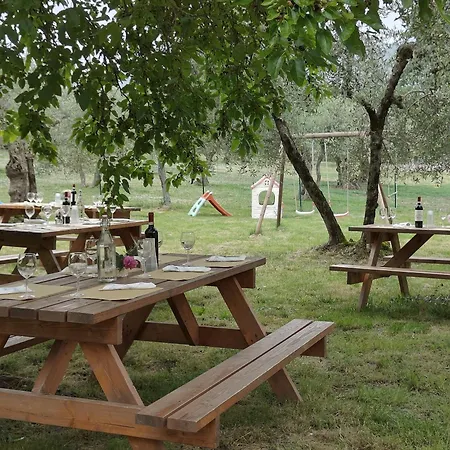 Agriturismo Podere Ruggeri Κατάλυμα σε φάρμα *